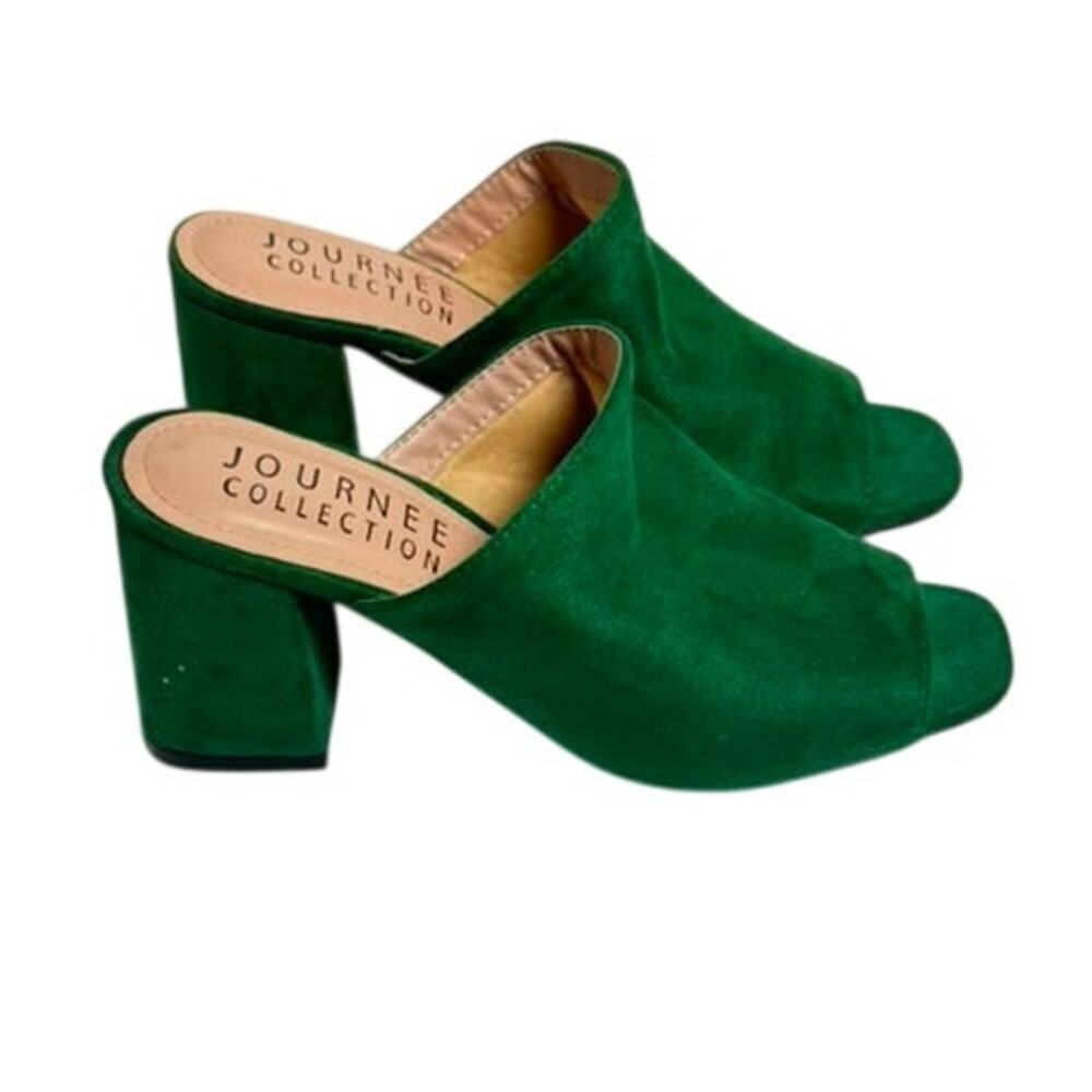 Journee Womens Adelaide Peep Toe Slip On Block Heel Sandals, Green, 7.0